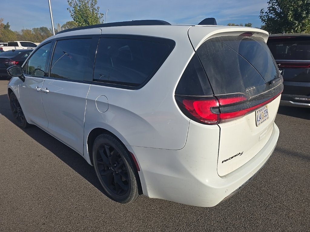 2024 Chrysler Pacifica Touring L HEATED SEATS / LEATHER / 3RD ROW