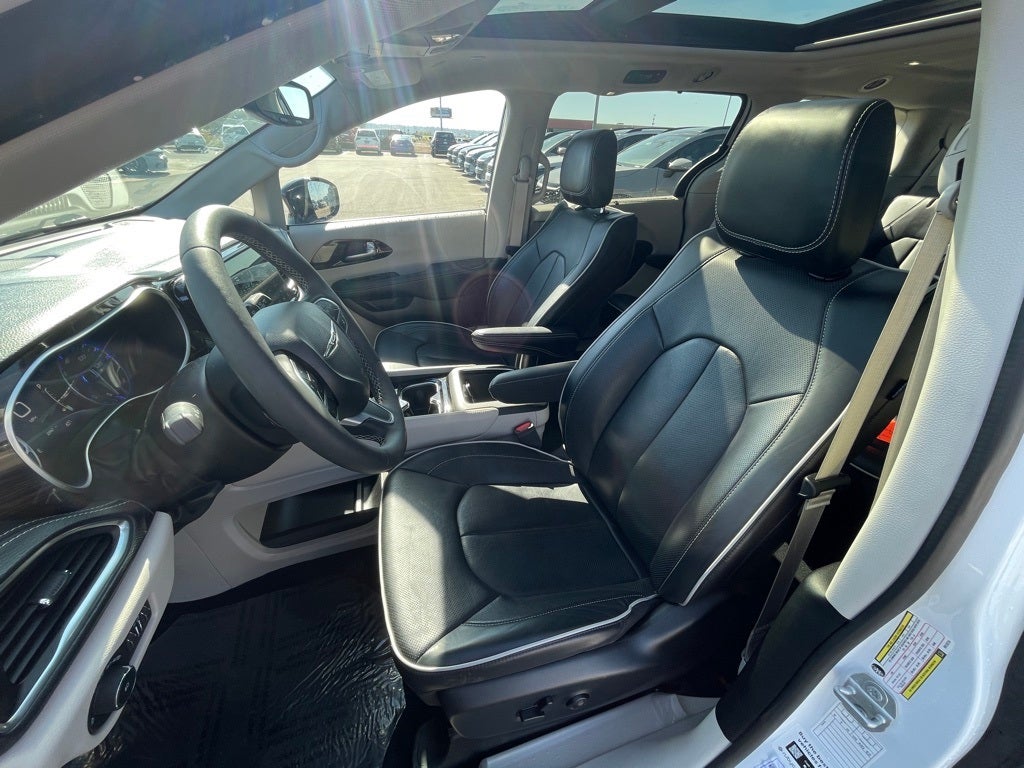 2024 Chrysler Pacifica Limited HEATED SEATS / LEATHER / MOONROOF