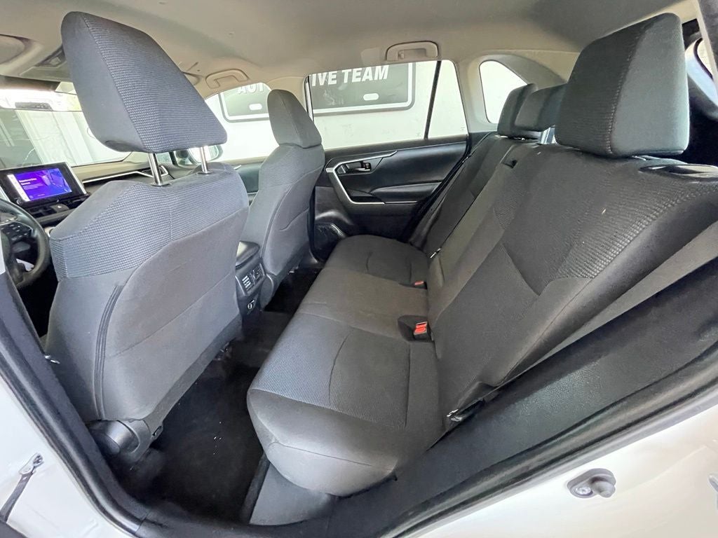 2023 Toyota RAV4 LE CLEAN CARFAX