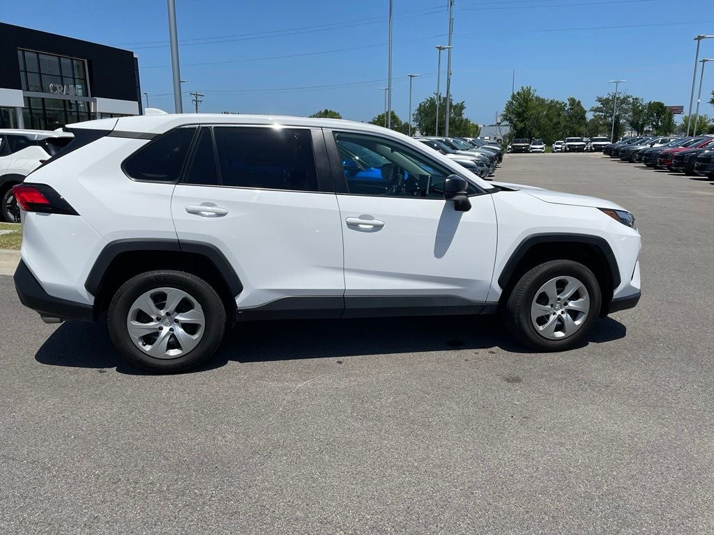 2023 Toyota RAV4 LE CLEAN CARFAX