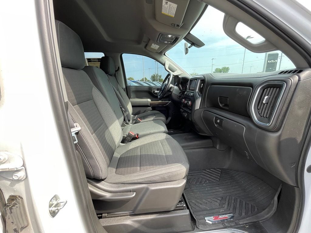 2021 Chevrolet Silverado 1500 RST Z71 PACK / 4X4 / HEATED SEATS / CLEAN CARFAX