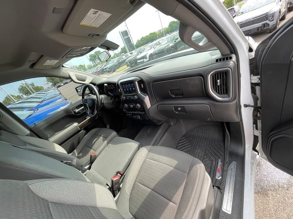 2021 Chevrolet Silverado 1500 RST Z71 PACK / 4X4 / HEATED SEATS / CLEAN CARFAX