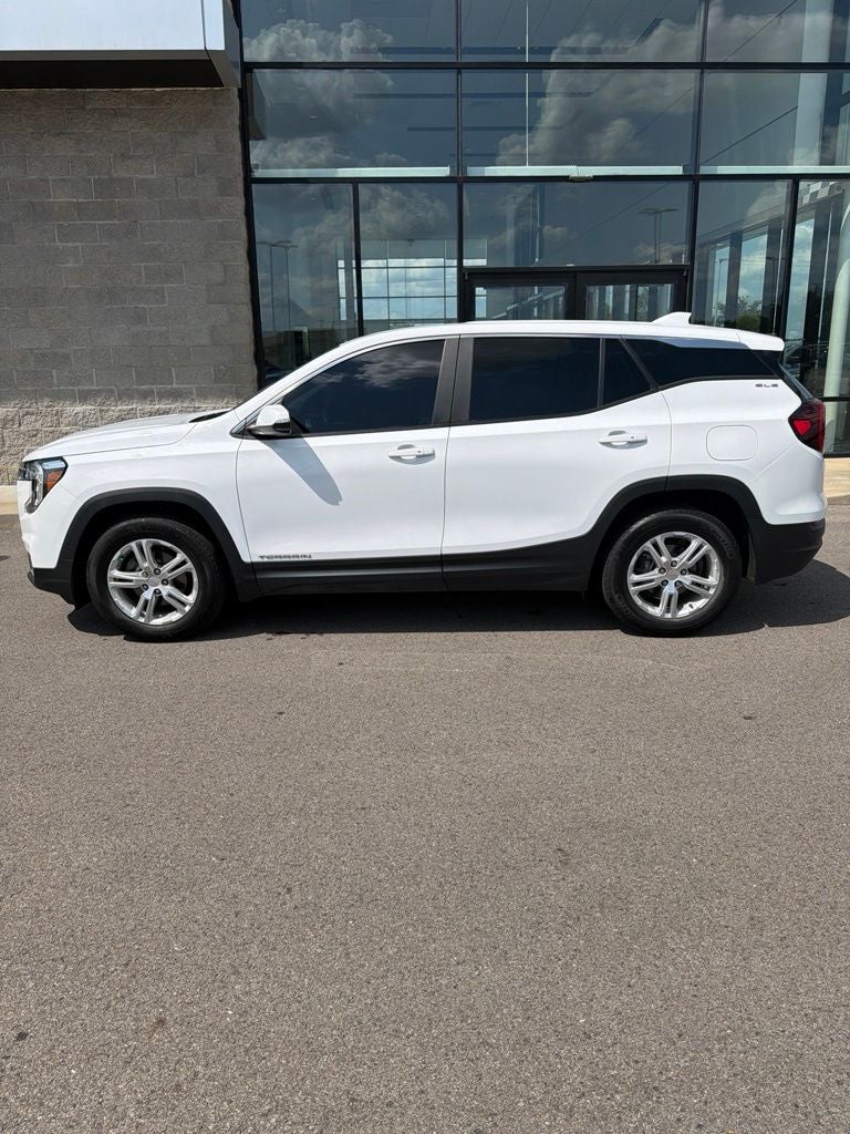 2023 GMC Terrain SLE