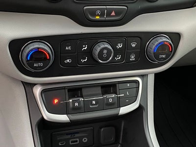 2024 GMC Terrain SLT ONE OWNER / HEATED SEATS / POWER SEATS