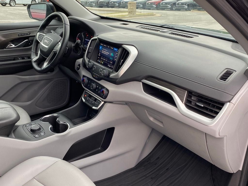 2024 GMC Terrain SLT ONE OWNER / HEATED SEATS / POWER SEATS
