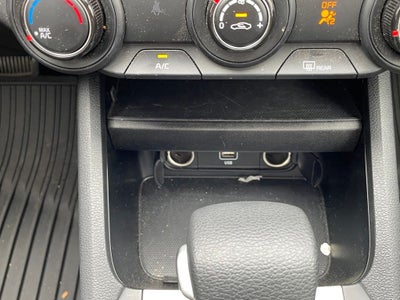 2023 Kia Forte LX ONE OWNER / CLEAN CARFAX