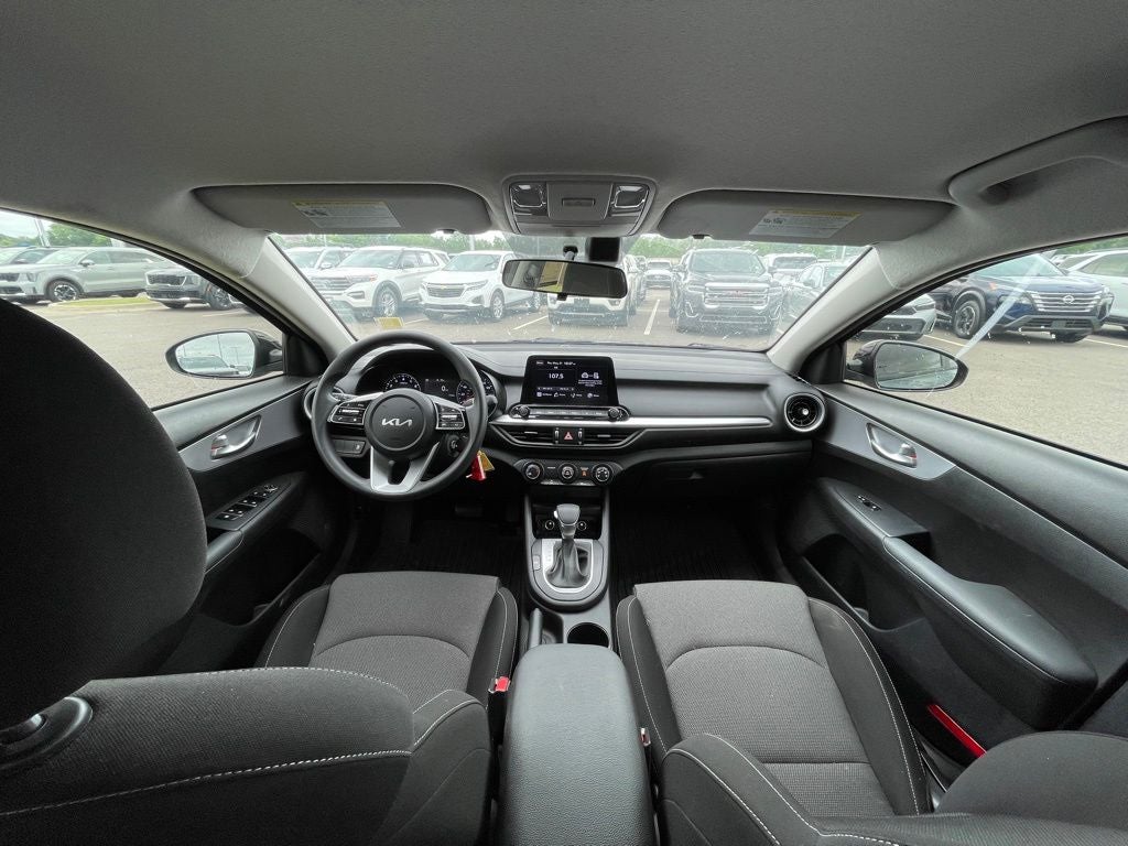2023 Kia Forte LX ONE OWNER / CLEAN CARFAX