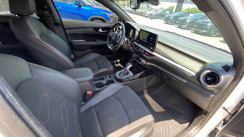 2024 Kia Forte GT ONE OWNER / NAV