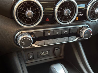 2024 Nissan Sentra SV CLEAN CARFAX / ONE OWNER