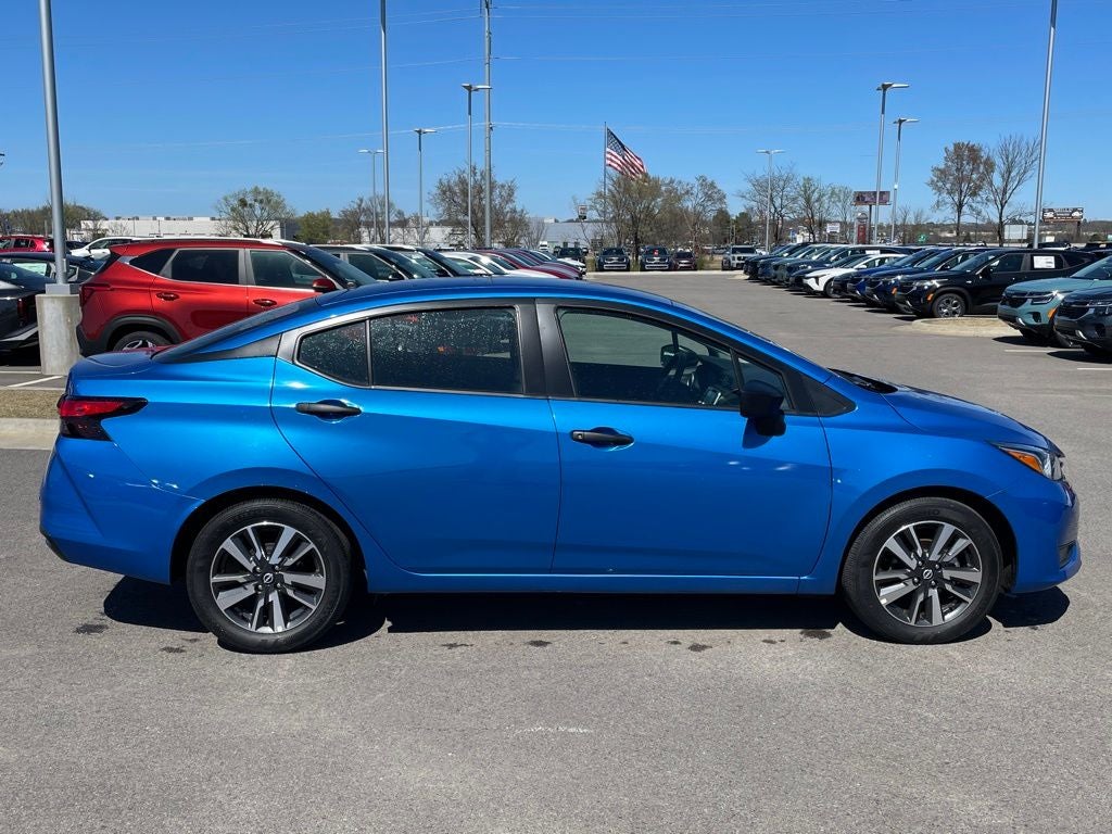 2024 Nissan Versa 1.6 S ONE OWNER / S PLUS PACKAGE