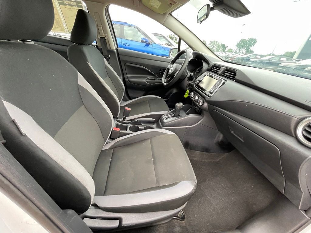 2025 Nissan Versa 1.6 S CLEAN CARFAX