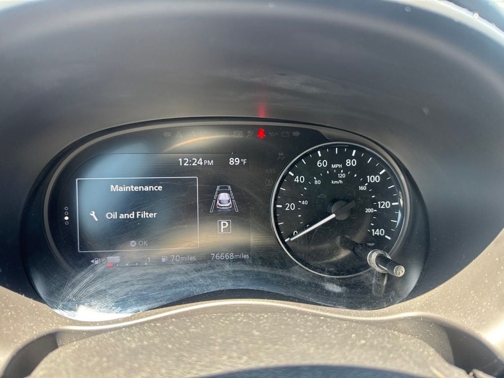 2021 Nissan Kicks SR