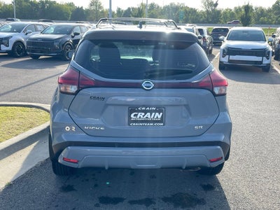 2021 Nissan Kicks SR