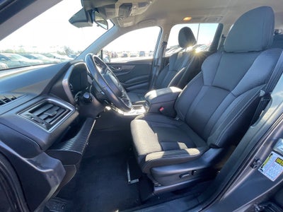 2023 Subaru Ascent Premium AWD / HEATED SEATS