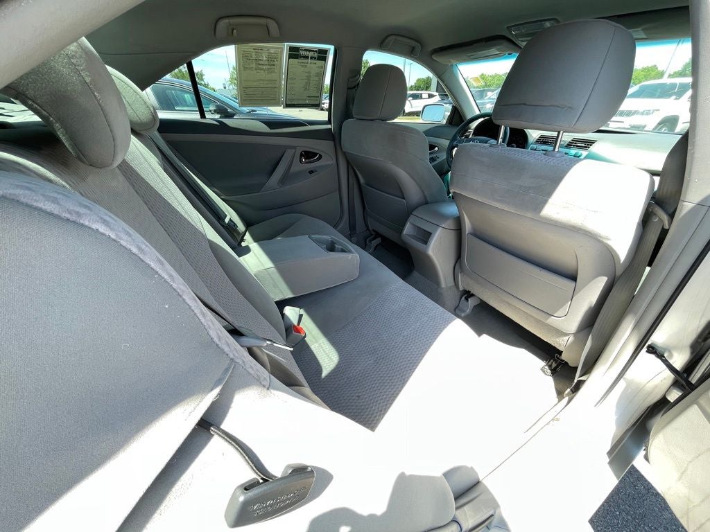 2011 Toyota Camry LE LOW PAYMENTS