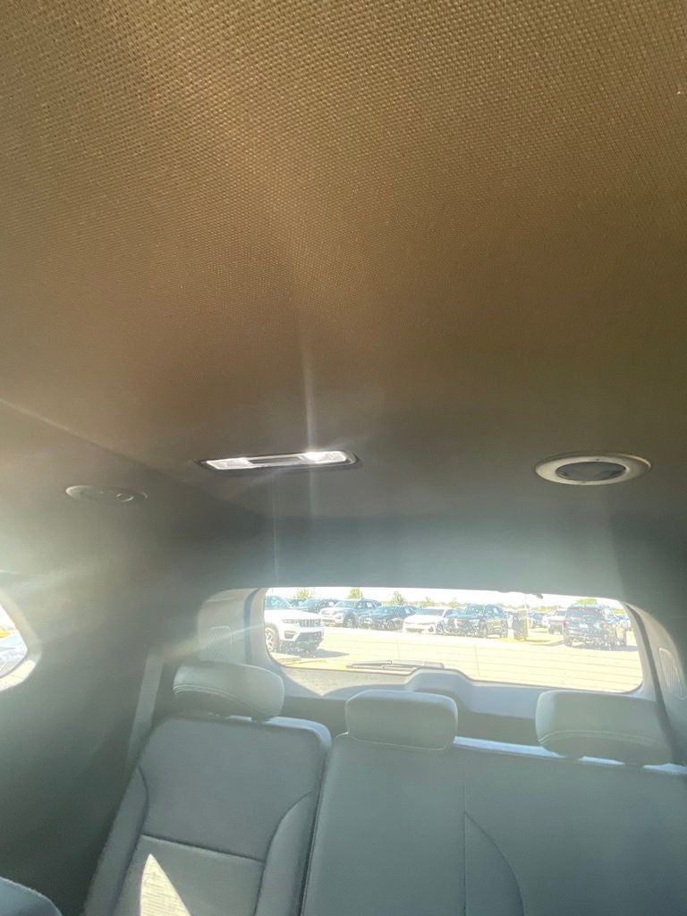 2025 Buick Enclave Sport Touring BOSE AUDIO / HEATED SEATS / NAV
