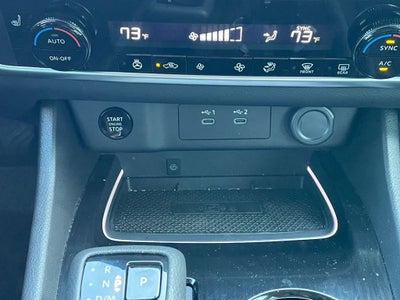 2026 Nissan Rogue Rock Creek AWD / HEATED SEATS / CLEAN CARFAX