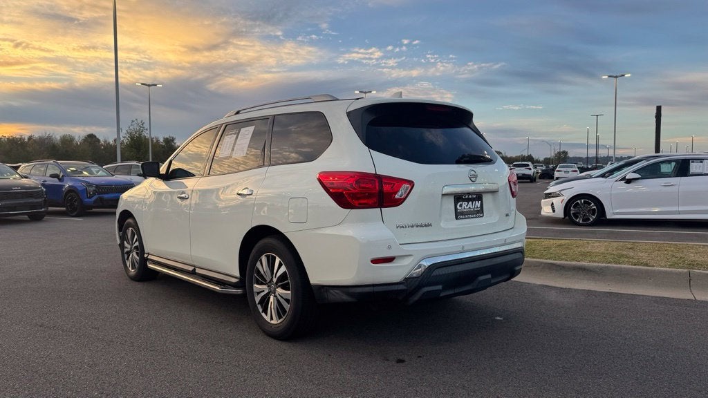 2020 Nissan Pathfinder SL