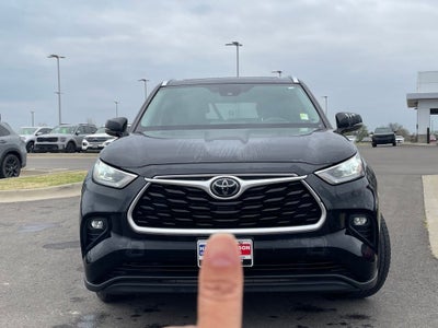 2020 Toyota Highlander XLE MOONROOF / HEATED SEATS