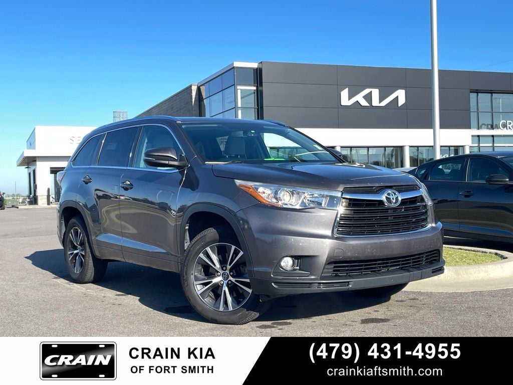 2016 Toyota Highlander XLE V6