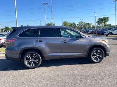 2016 Toyota Highlander XLE V6