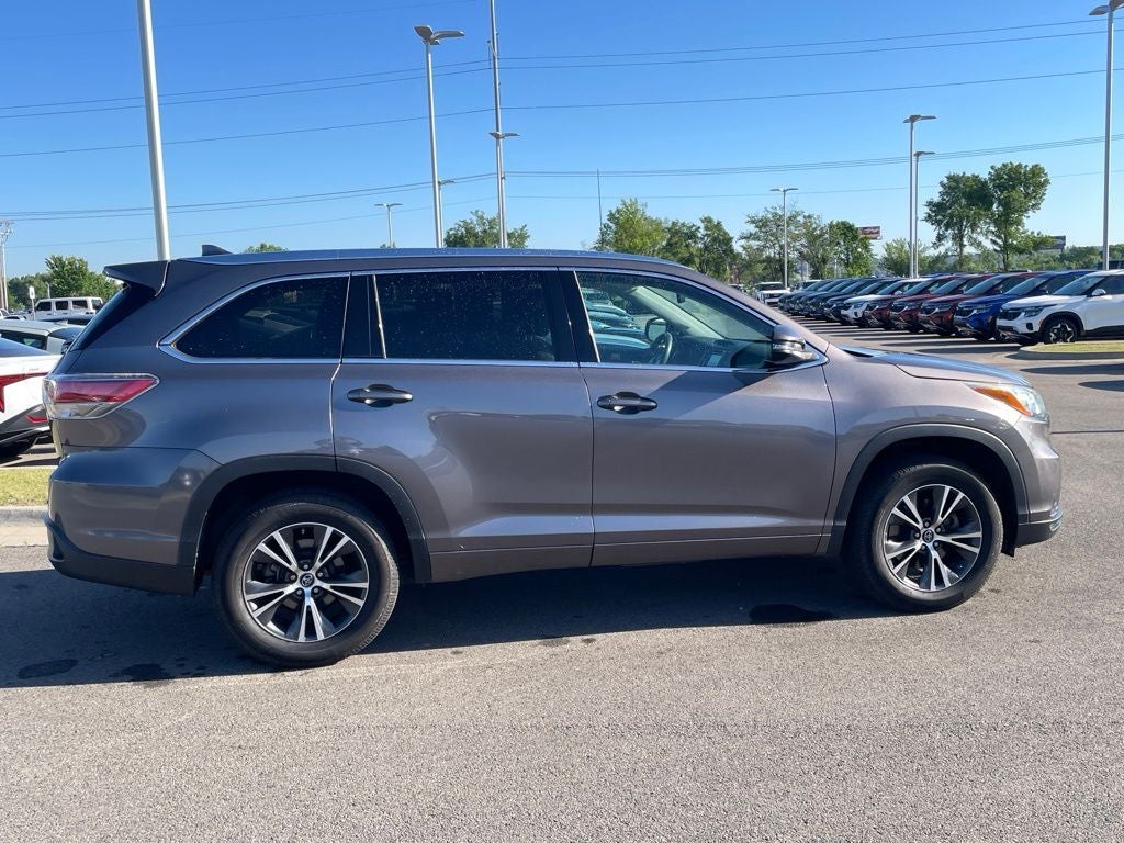 2016 Toyota Highlander XLE V6
