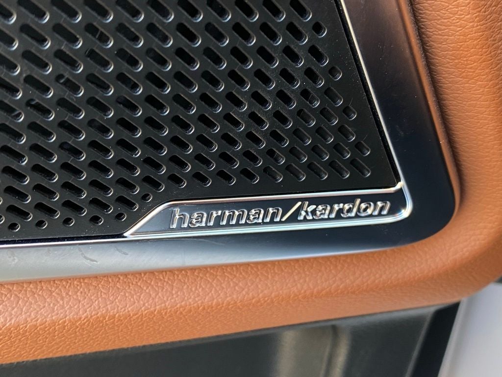 2025 Kia Telluride SX X-Line AWD / SUNROOF / HEATED SEATS