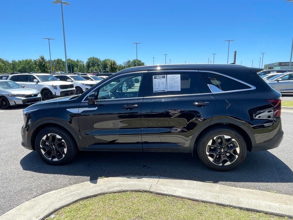 2025 Kia Sorento S MOONROOF / LEATHER / HEATED SEATS
