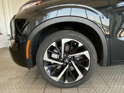 2024 Mitsubishi Outlander SEL HEATED SEATS / POWER LIFT GATE