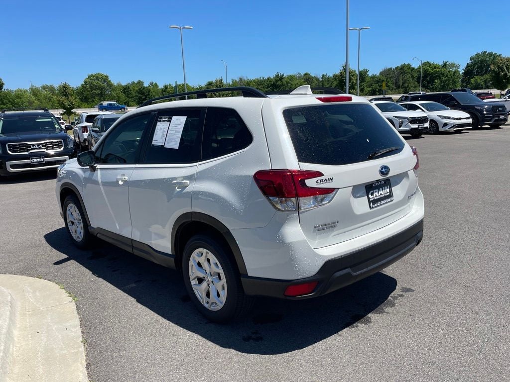 2021 Subaru Forester Base AWD / LOW MILES