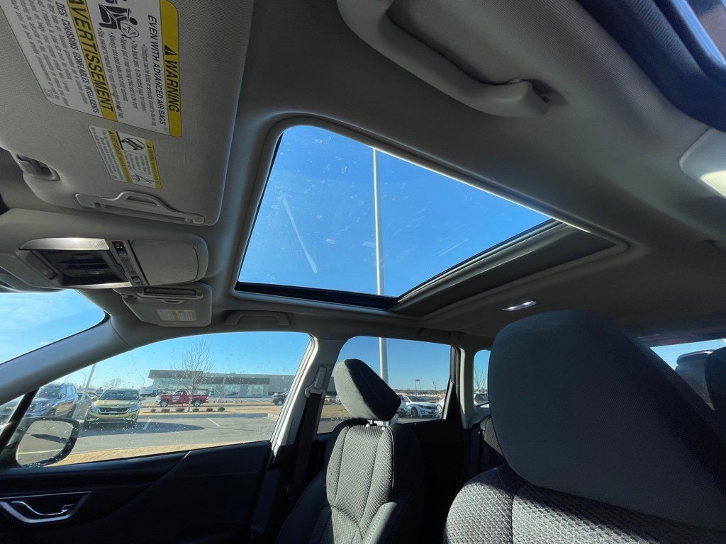 2024 Subaru Forester Premium MOONROOF / HEATED SEATS / AWD