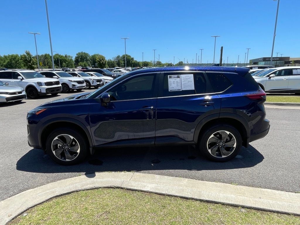 2025 Nissan Rogue SV