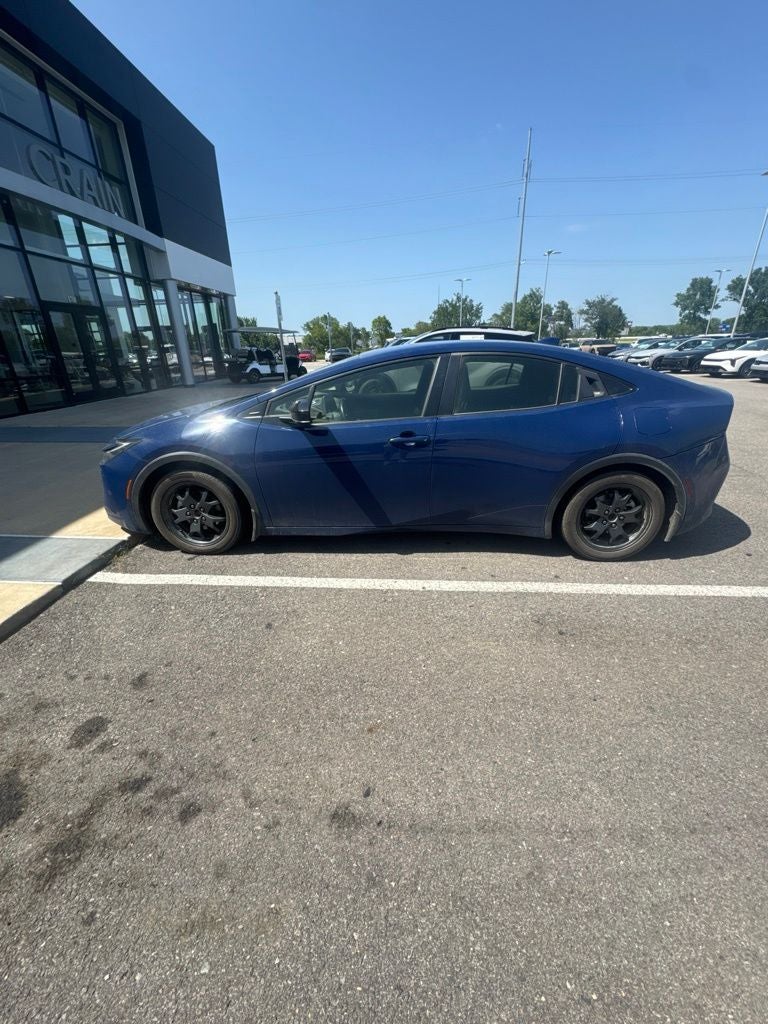 2023 Toyota Prius LE