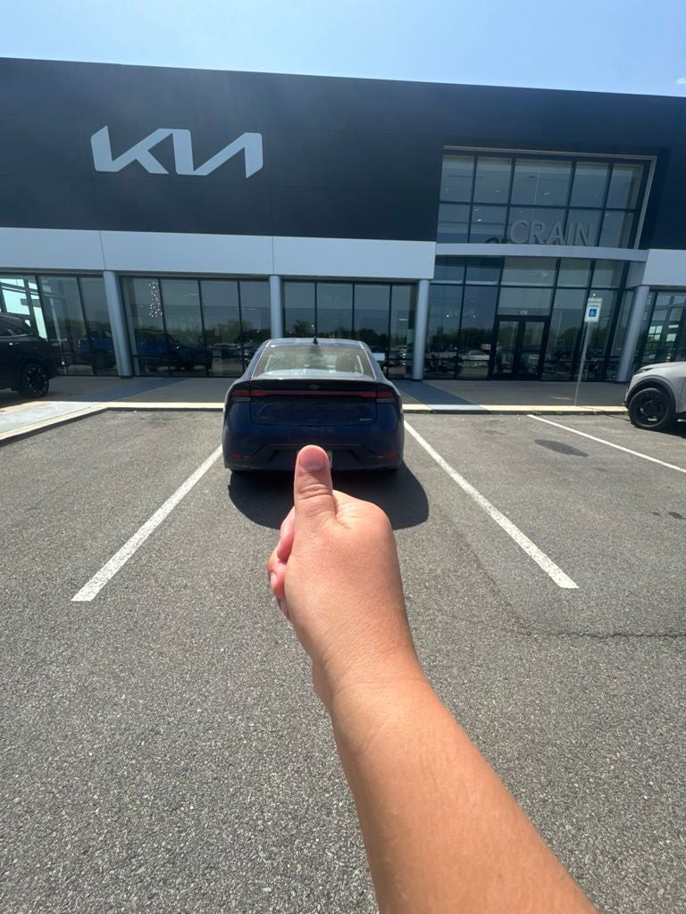 2023 Toyota Prius LE