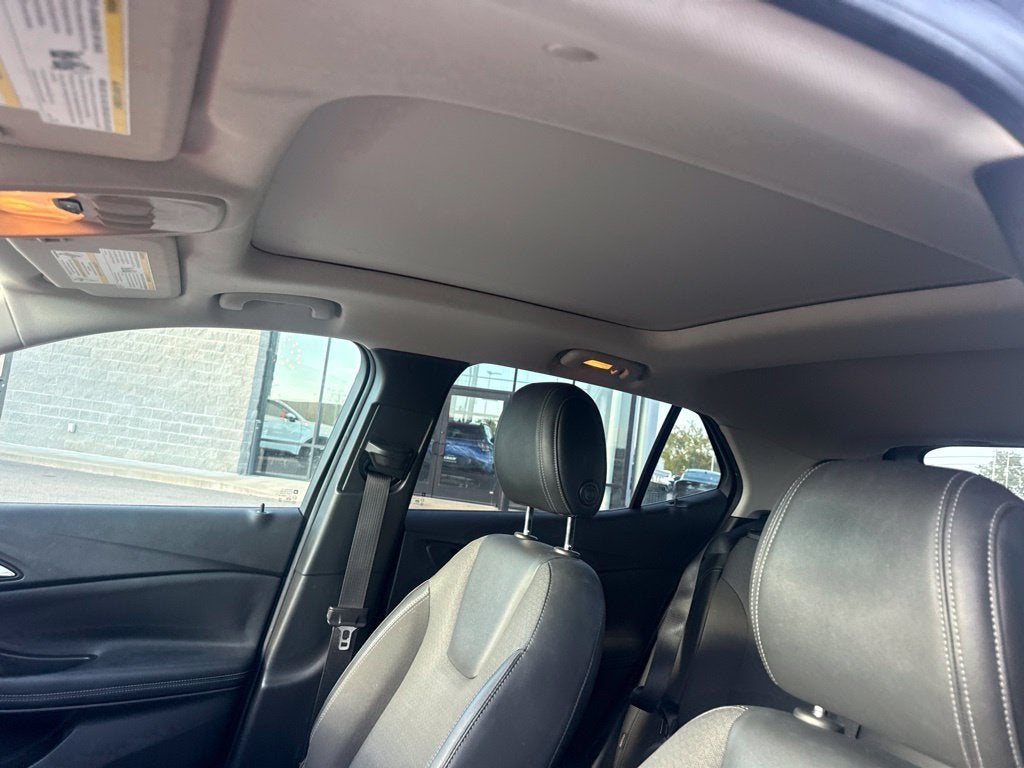 2021 Buick Encore GX Select CLEAN CARFAX / MOONROOF / HEATED SEATS