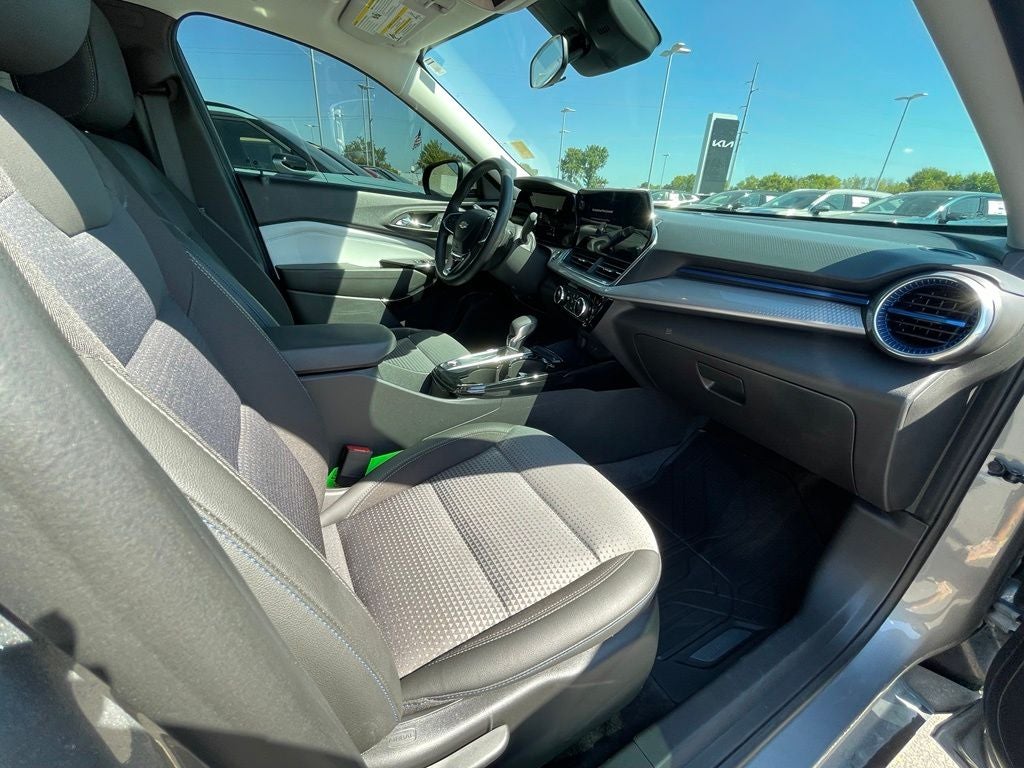 2024 Chevrolet Trax LT CONVENIENCE PACKAGE / HEATED SEATS
