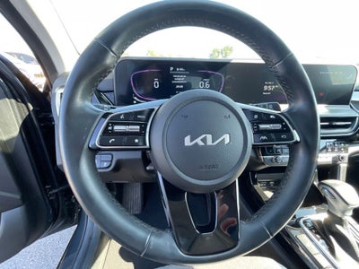 2025 Kia Seltos S ONE OWNER / HEATED SEATS / NAV