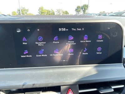 2025 Kia Seltos S ONE OWNER / HEATED SEATS / NAV