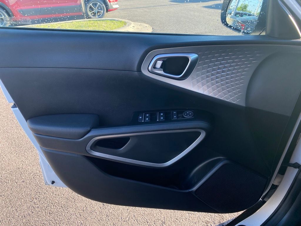 2024 Kia Soul LX ONE OWNER / LOW PAYMENTS