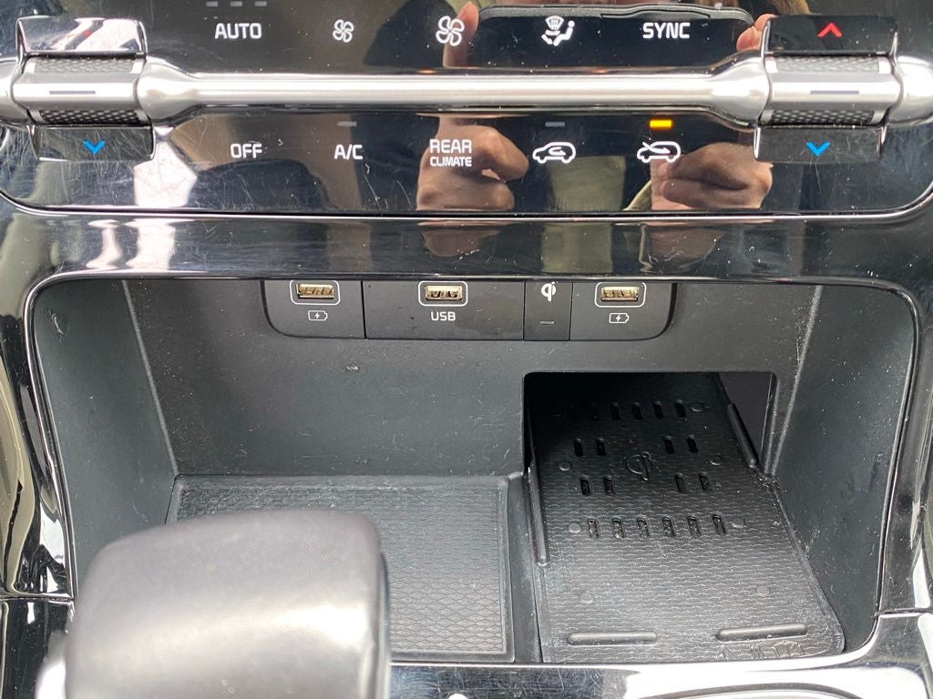 2024 Kia Carnival EX HEATED SEATS / NAV / SUNROOF