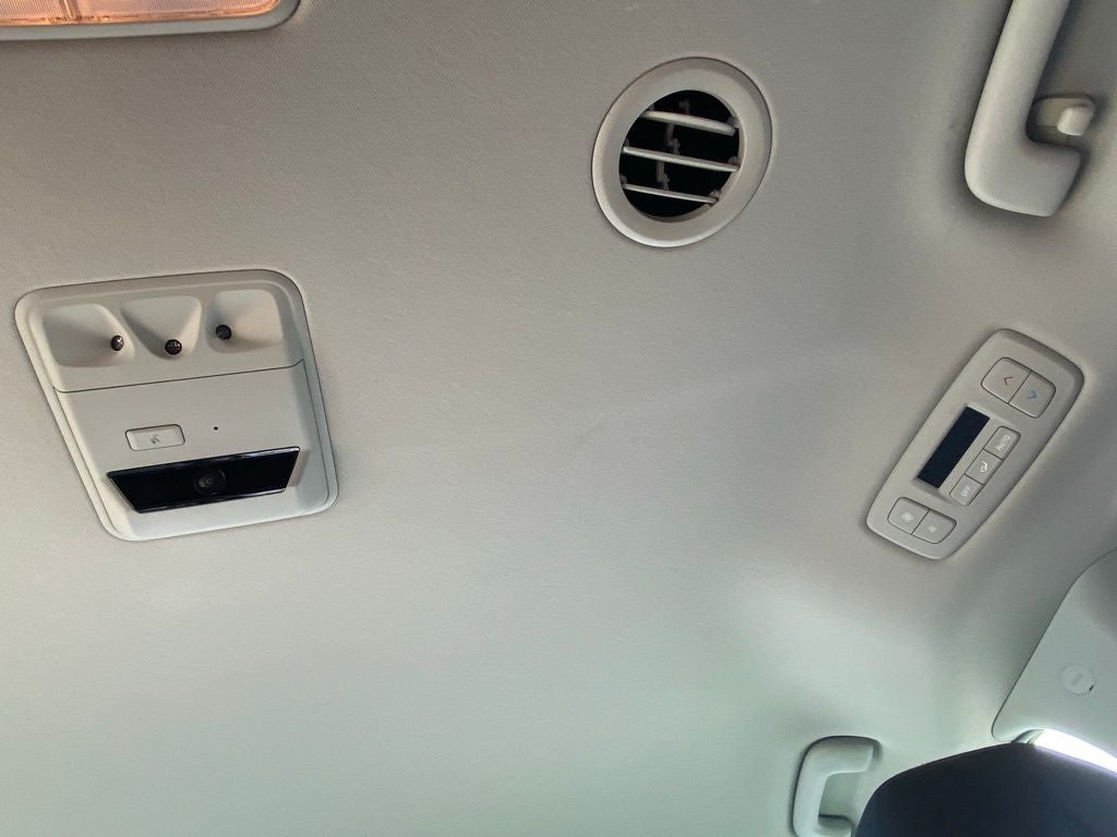 2024 Kia Carnival EX HEATED SEATS / NAV / SUNROOF