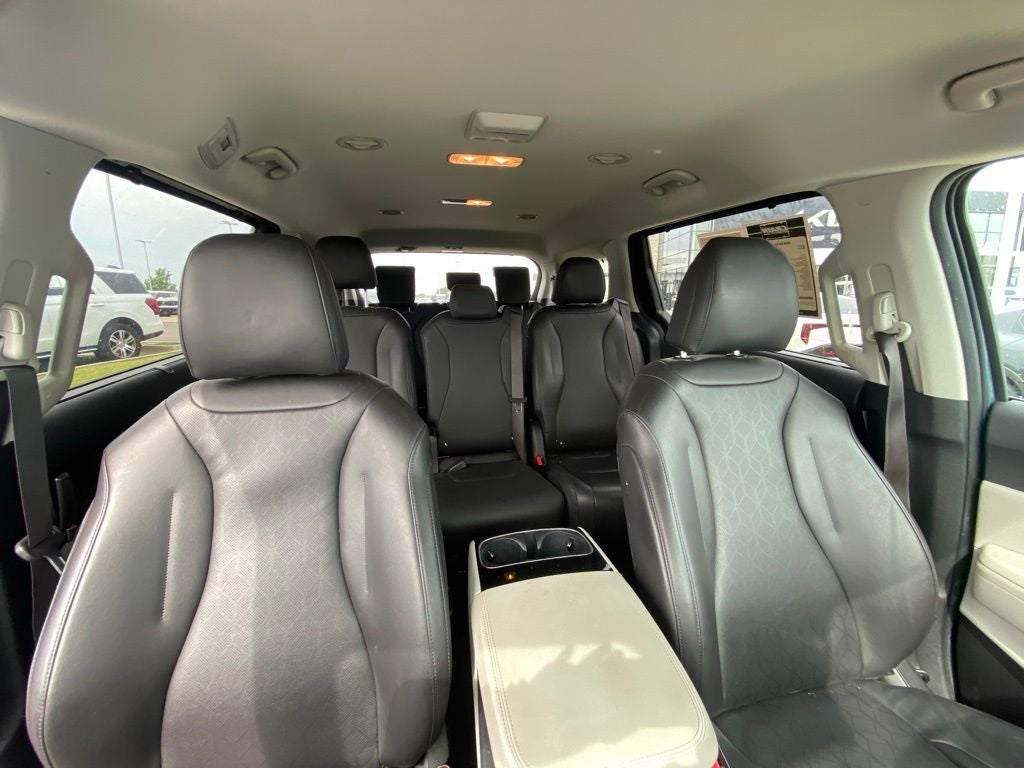 2024 Kia Carnival EX HEATED SEATS / NAV / SUNROOF