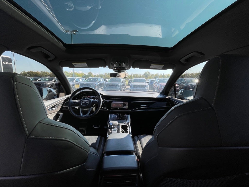 2022 Audi SQ7 MOONROOF / LEATHER / HEATED SEATS quattro