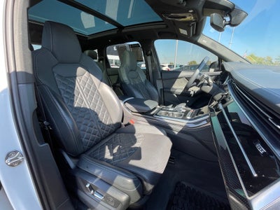 2022 Audi SQ7 MOONROOF / LEATHER / HEATED SEATS quattro
