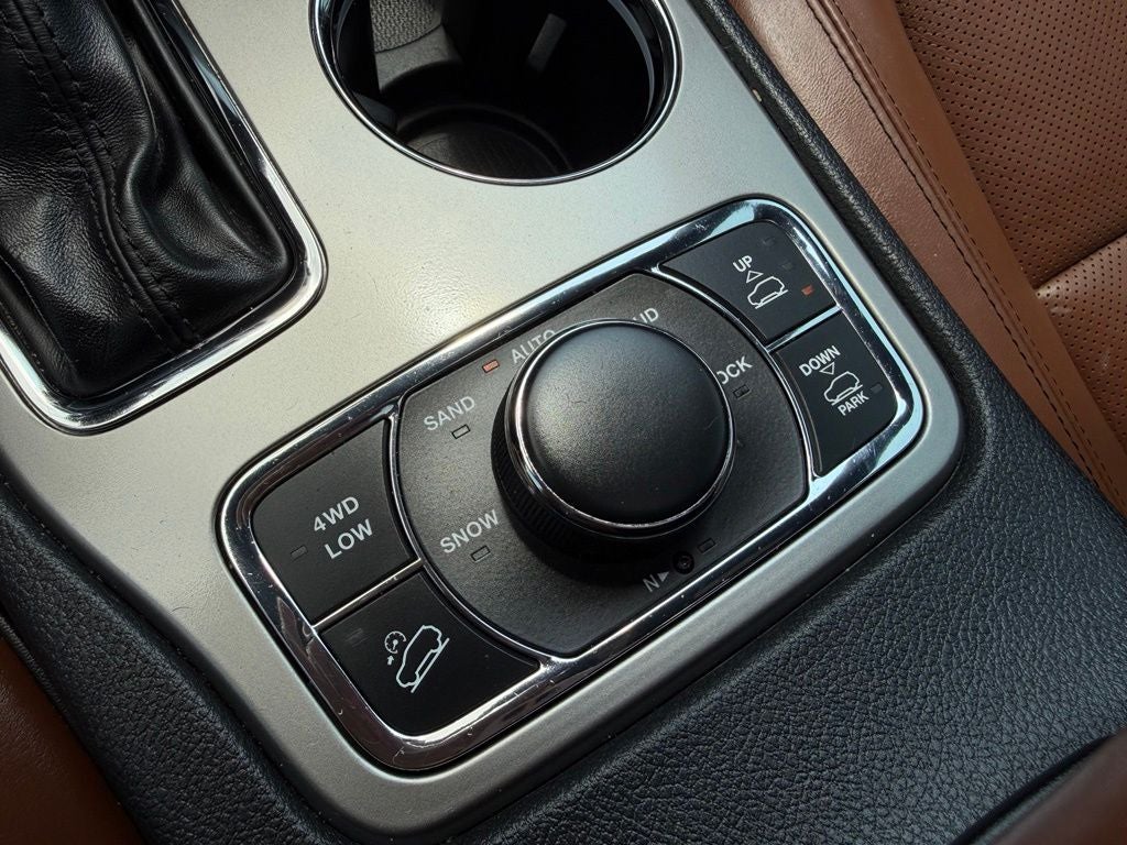 2020 Jeep Grand Cherokee Overland