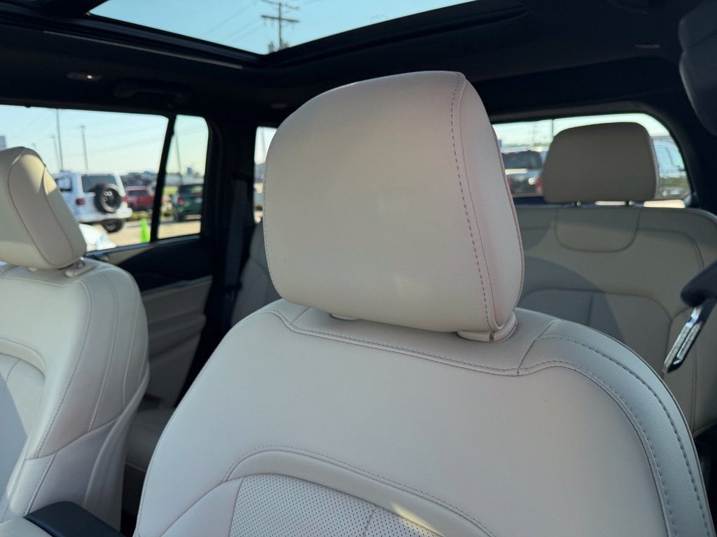 2025 Jeep Grand Cherokee Limited *Luxury Tech Group II