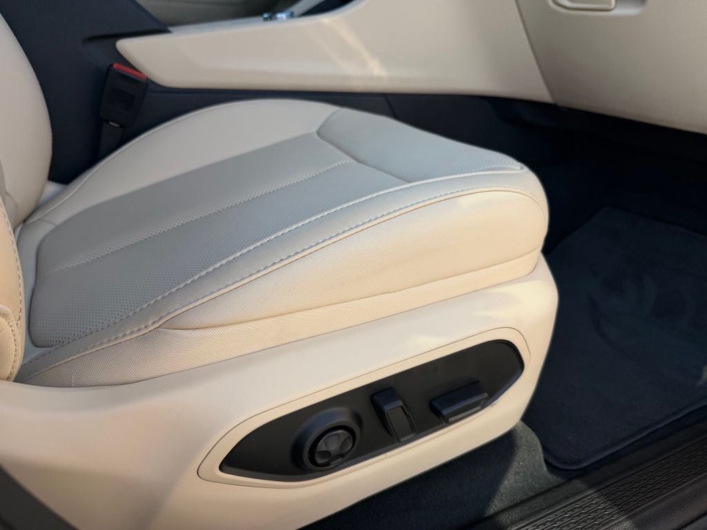 2025 Jeep Grand Cherokee Limited *Luxury Tech Group II