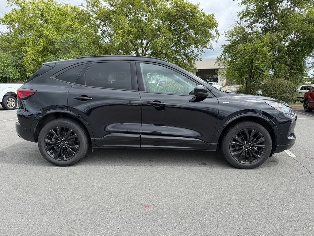 2024 Ford Escape ST-Line Elite