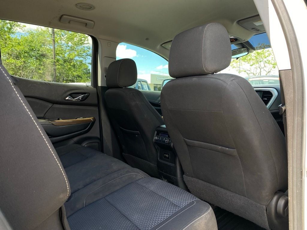 2020 GMC Acadia SLE