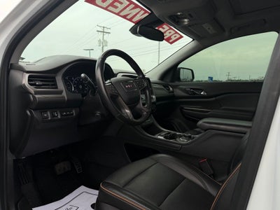 2022 GMC Acadia AT4